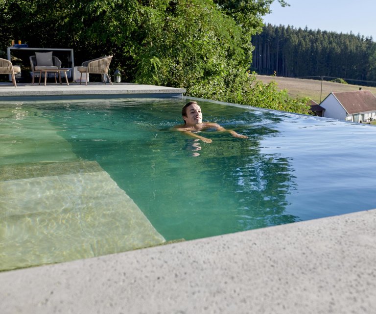 Infinity Pool Bilder